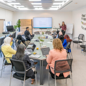 خدمات استشارية متخصصة للقطاعات المختلفة