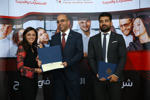 منح للطلاب المحاسبة في الأردن CMA